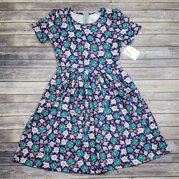 LuLaRoe Dresses & Skirts - NWT Lularoe Medium Amelia Dress Floral Print